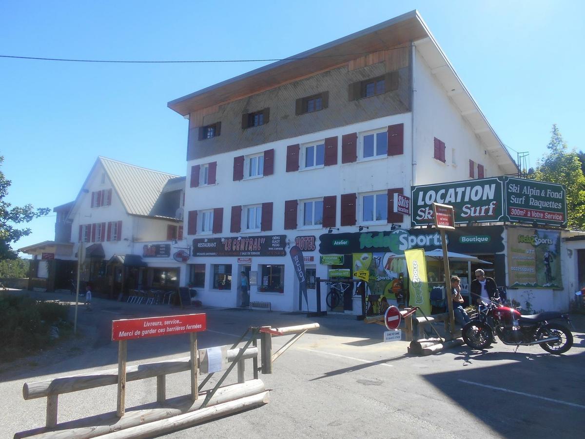 Hotel Le Central La Féclaz Buitenkant foto